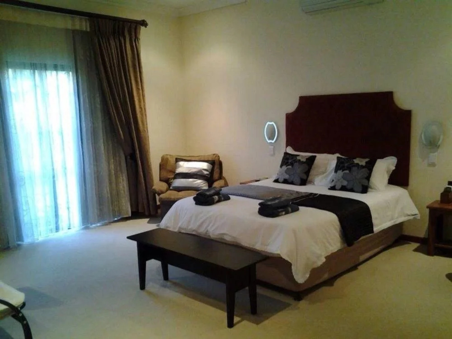 Le Bougainville Guest House