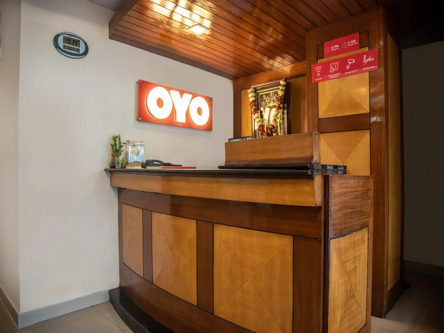 OYO 13321 Hotel Lakshmi Paradise