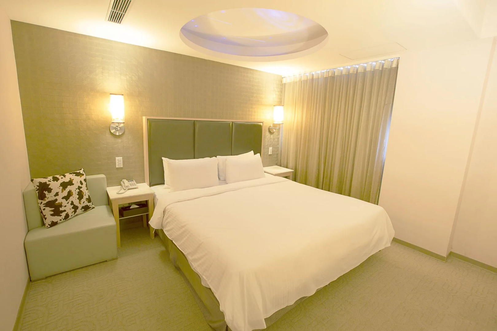 Sunrise Business Hotel – Taipei Main Station