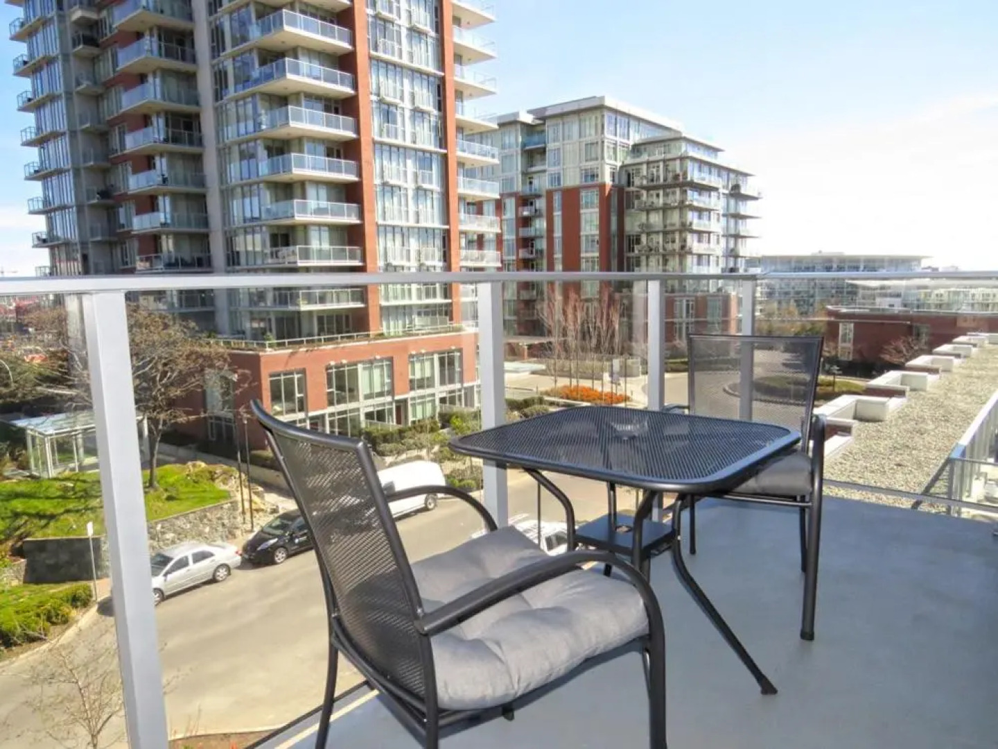 Encore by the Bay - 30 Day Min