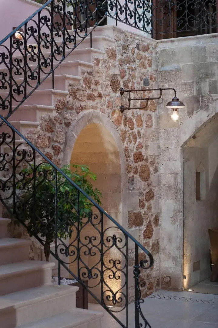 Serenissima Boutique Hotel