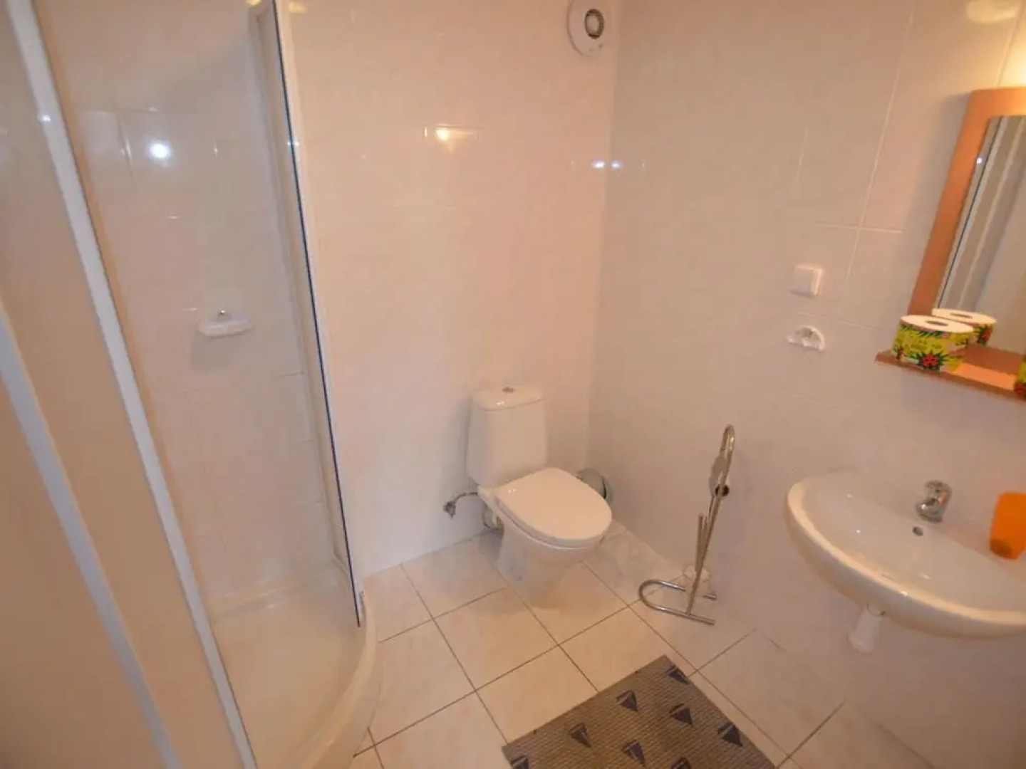 Apartment House in the Ore Mountains, Only 1km From the Valley Station / Loucná - Keilberg /