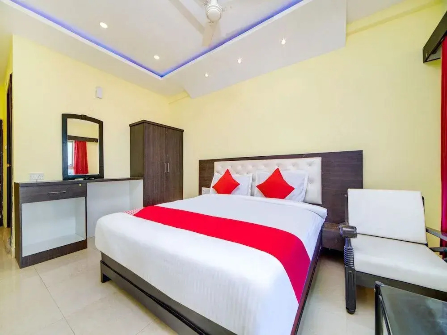Hotel SRS Regency by OYO Rooms