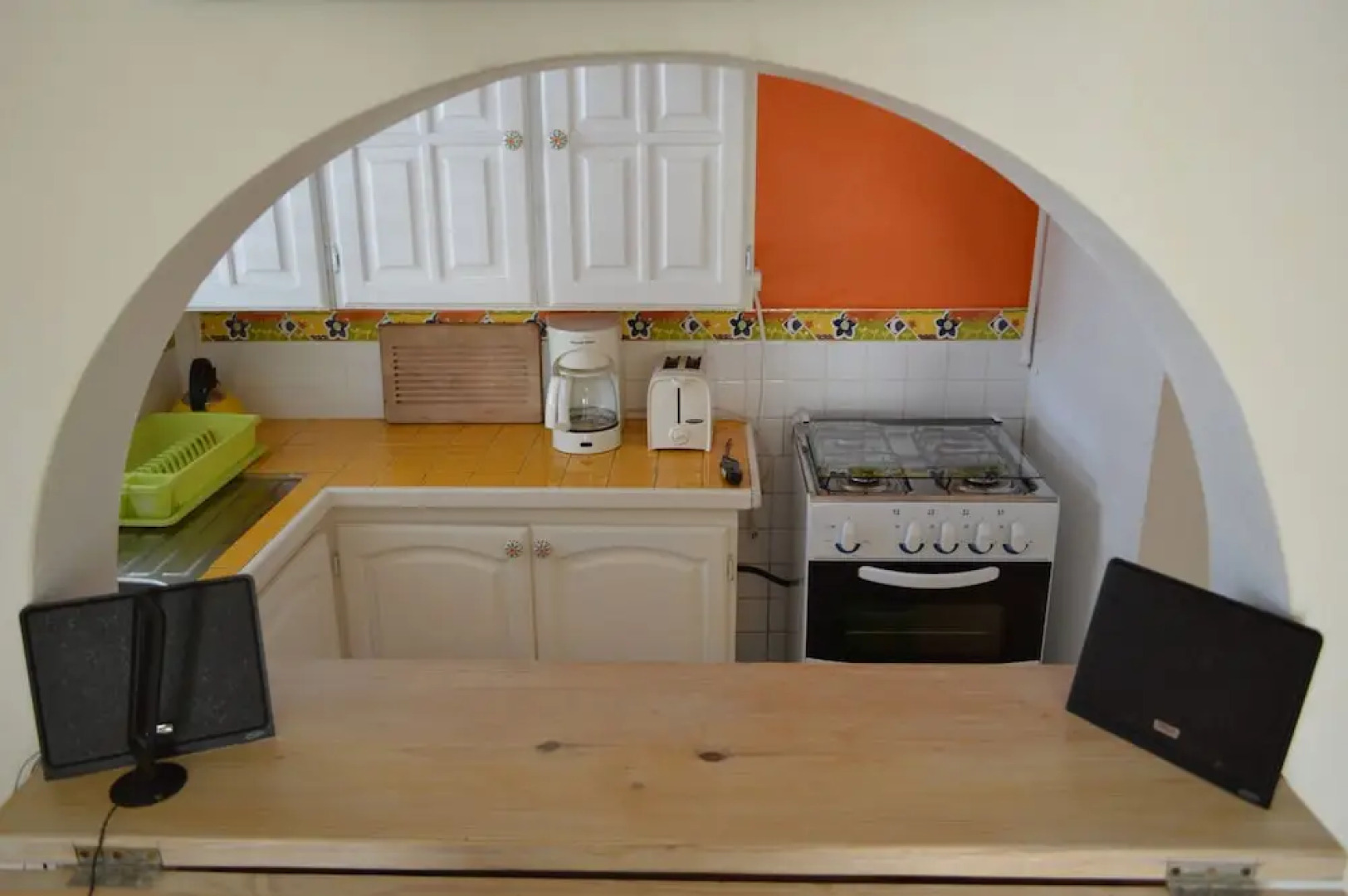 Green Garden Apartment