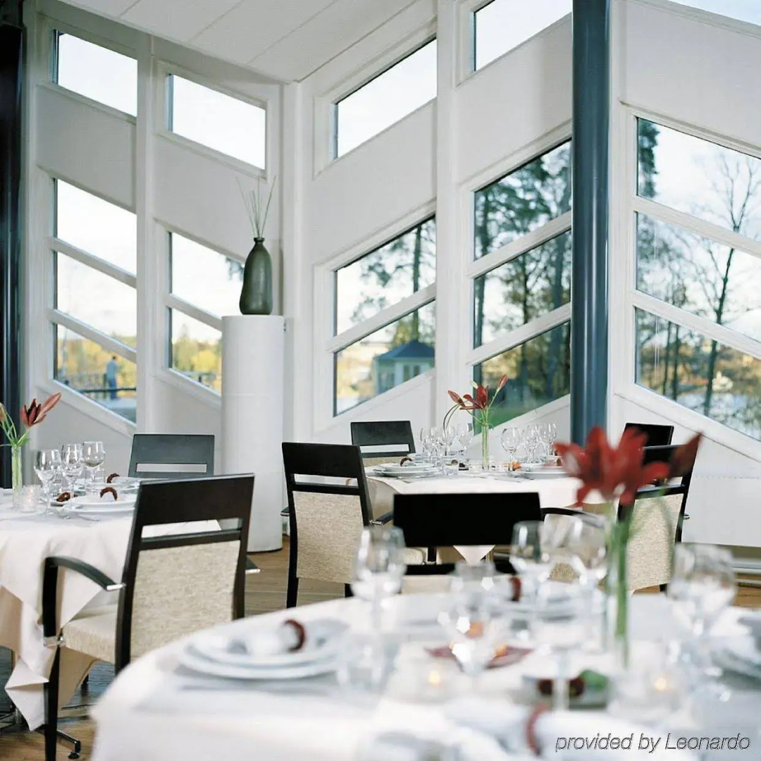 Hagastrand, Autograph Collection