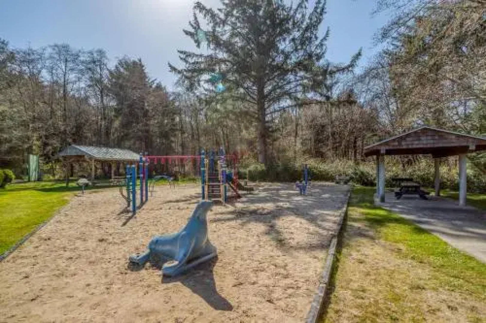 Sand Bucket House - 3 Br Home