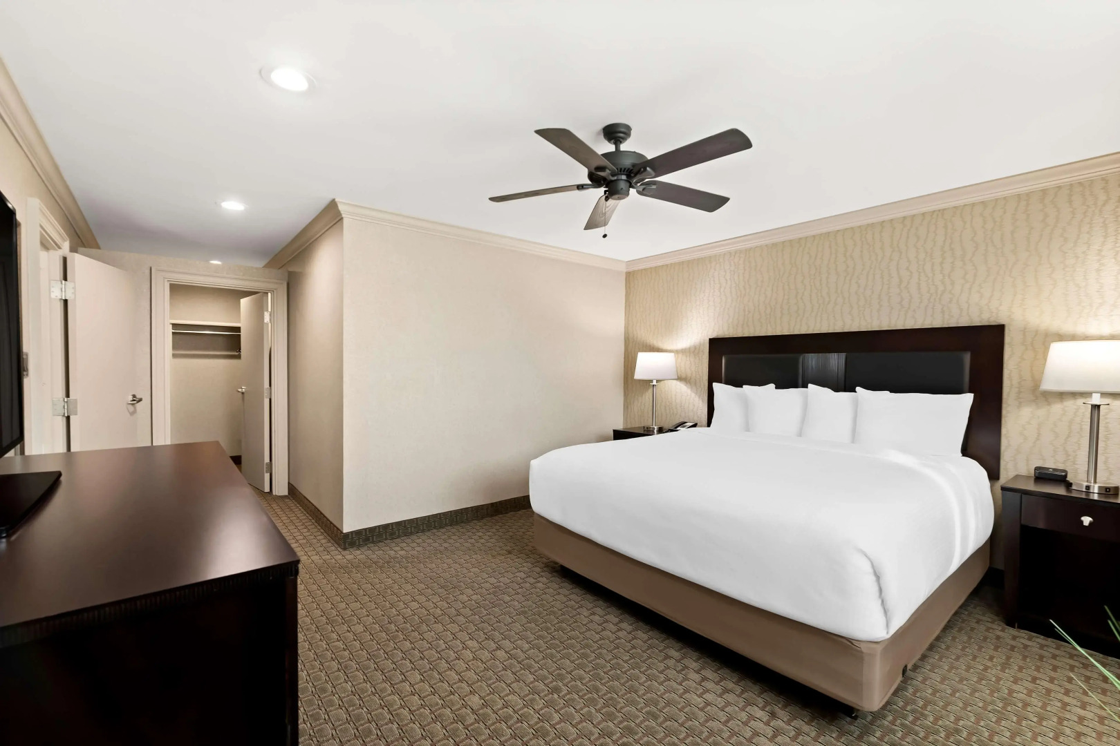 Best Western Plus Concordville Hotel