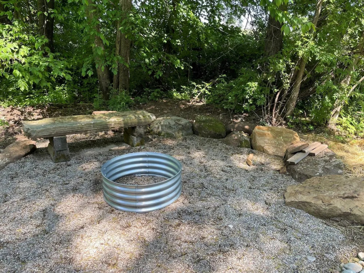 Cricket Hill Treehouse Cabins