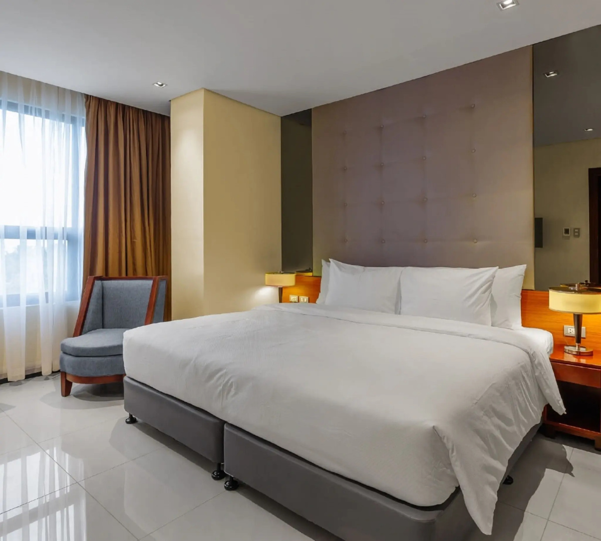 Summit Hotel Tacloban
