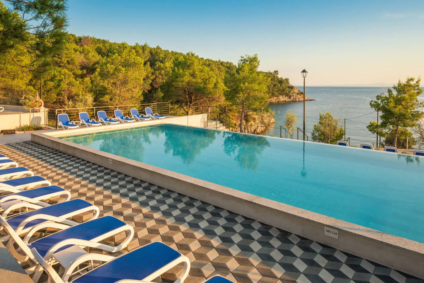 Gava Waterman Milna Resort