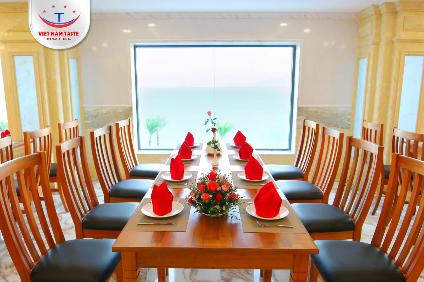 Vietnam Taste Hotel Quy Nhon - Beachfront