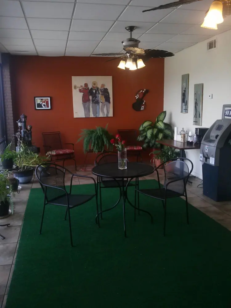 Nola Goula Inn & Suites