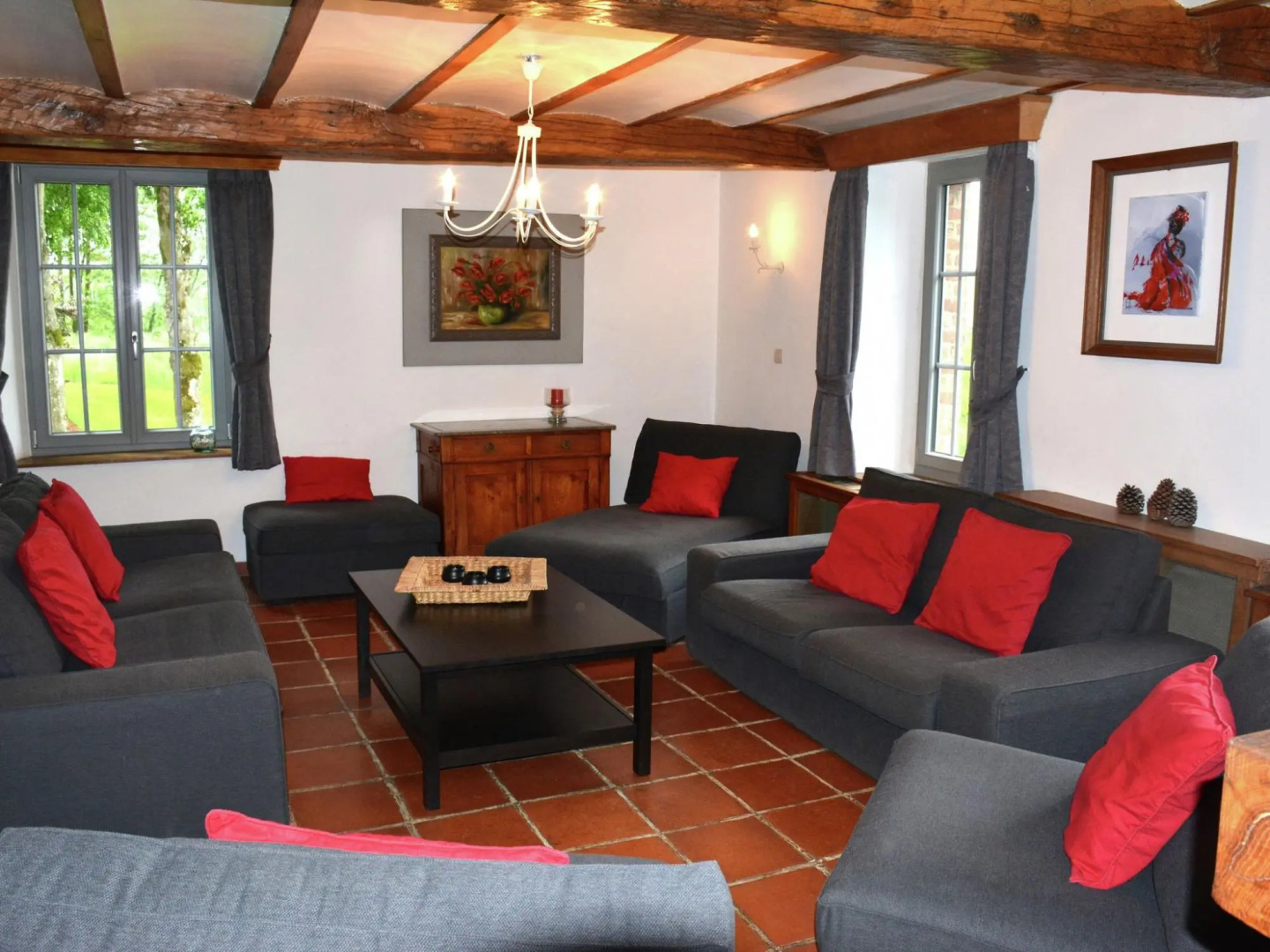 Vintage Farmhouse With Garden, Roofed Terrace