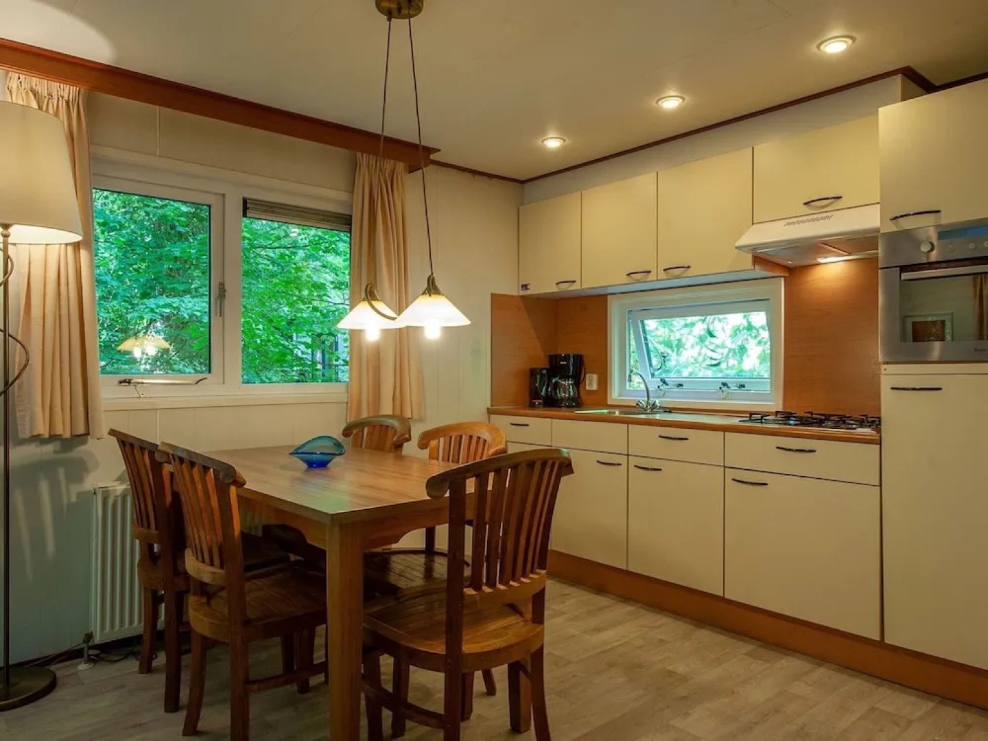 Chalet Near Trails & Town