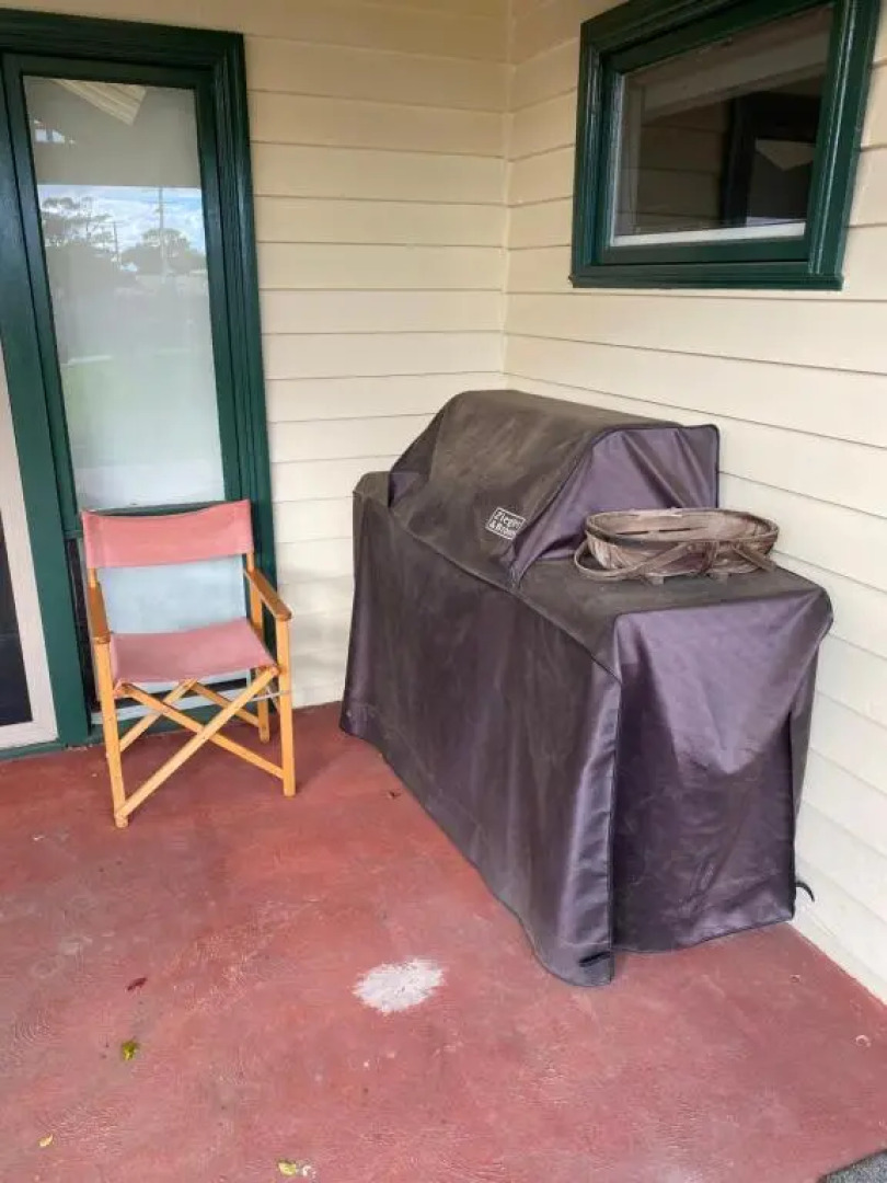 Delightful And Charming Rose Cottage