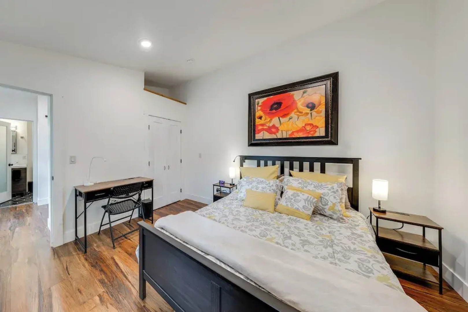 Waterfront Whidbey Island Hideaway w/ Beach Access