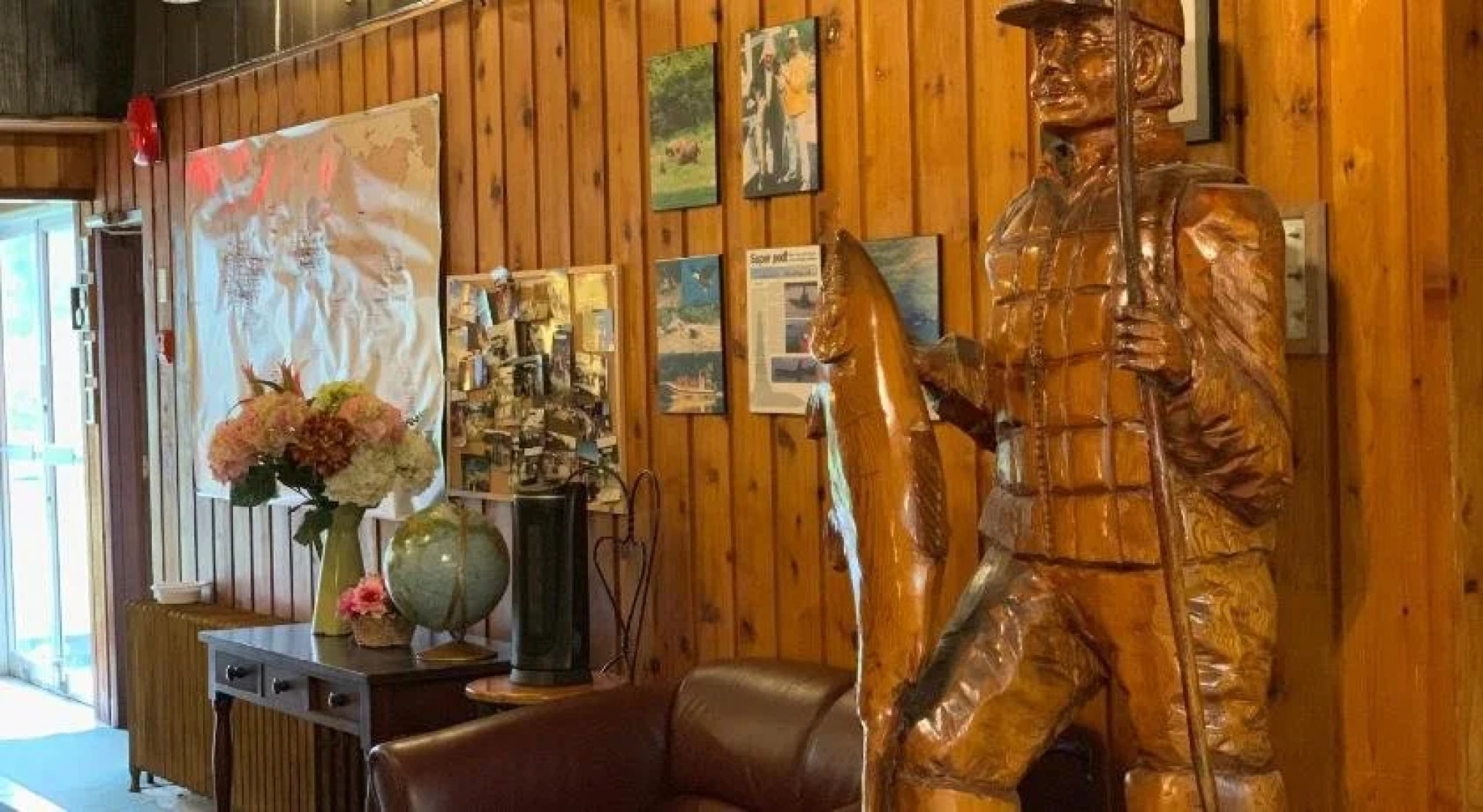 Campbell River Lodge by Riverside