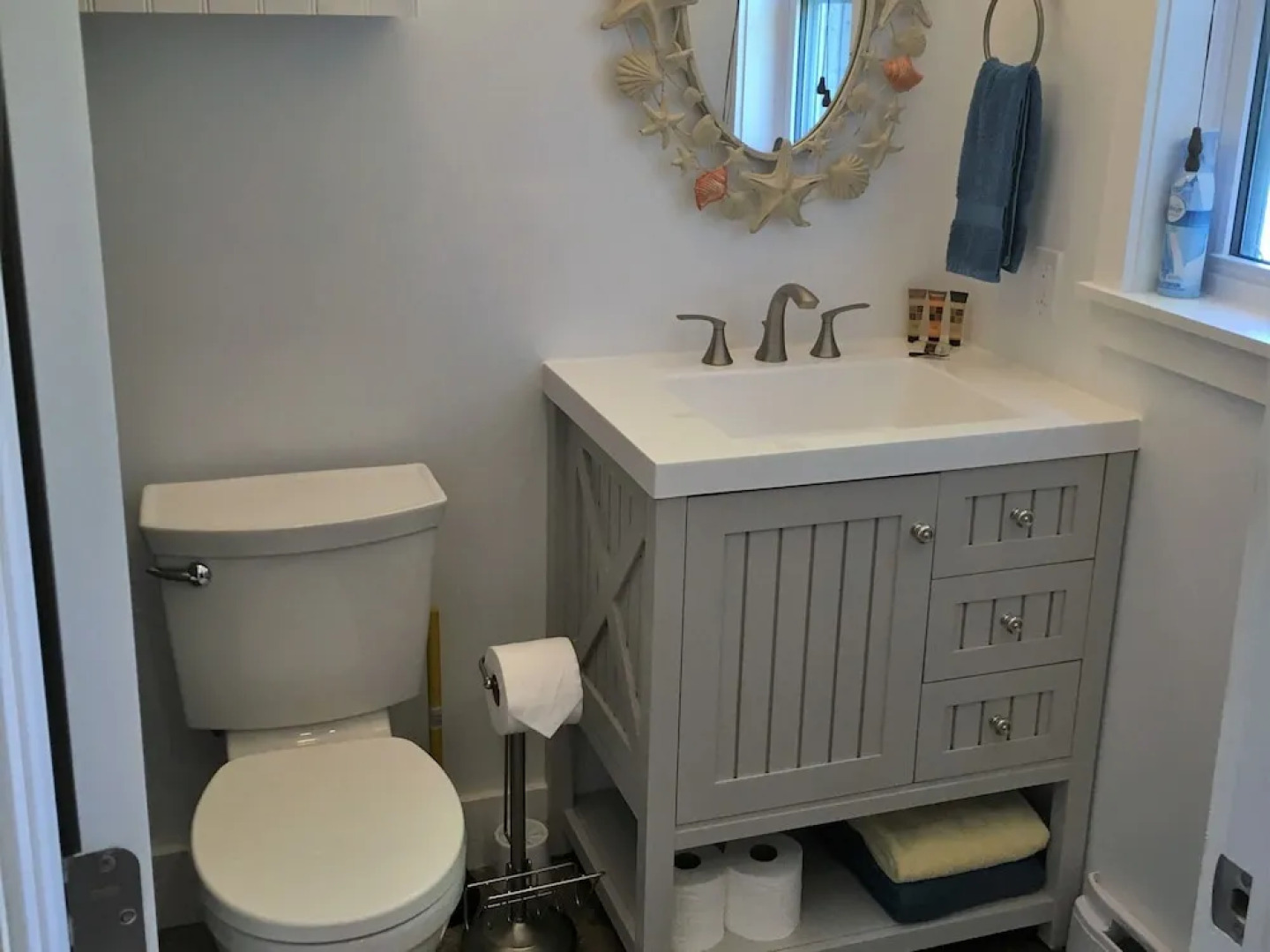 Larinda's Landing Oceanfront Cottages