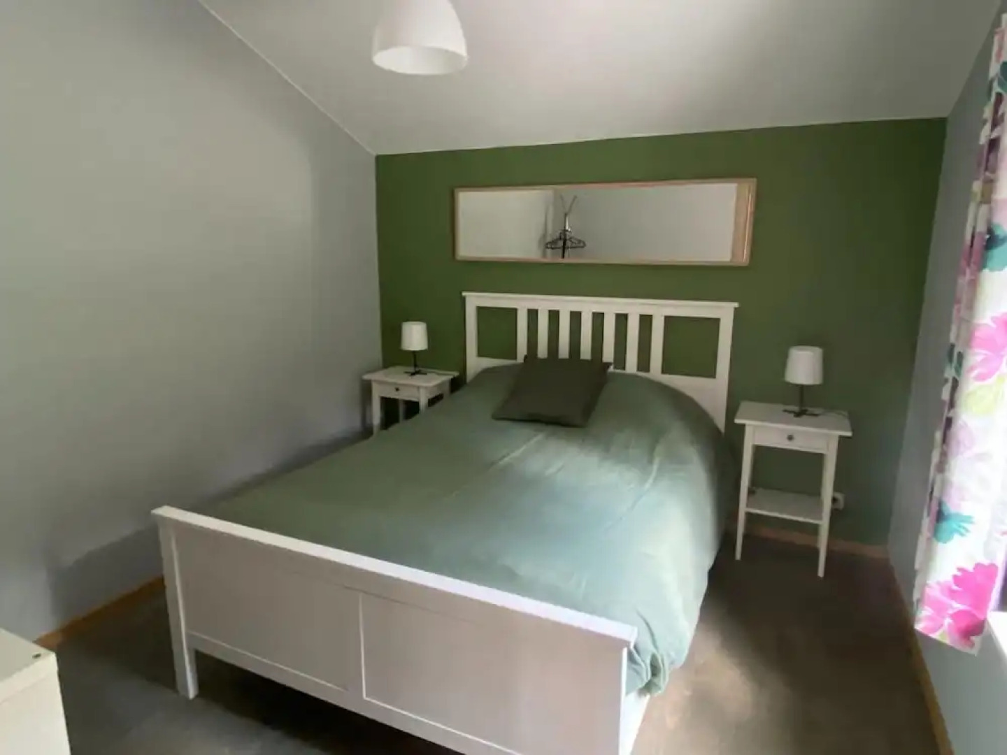 Spacious Chalet in Jalhay with Jacuzzi