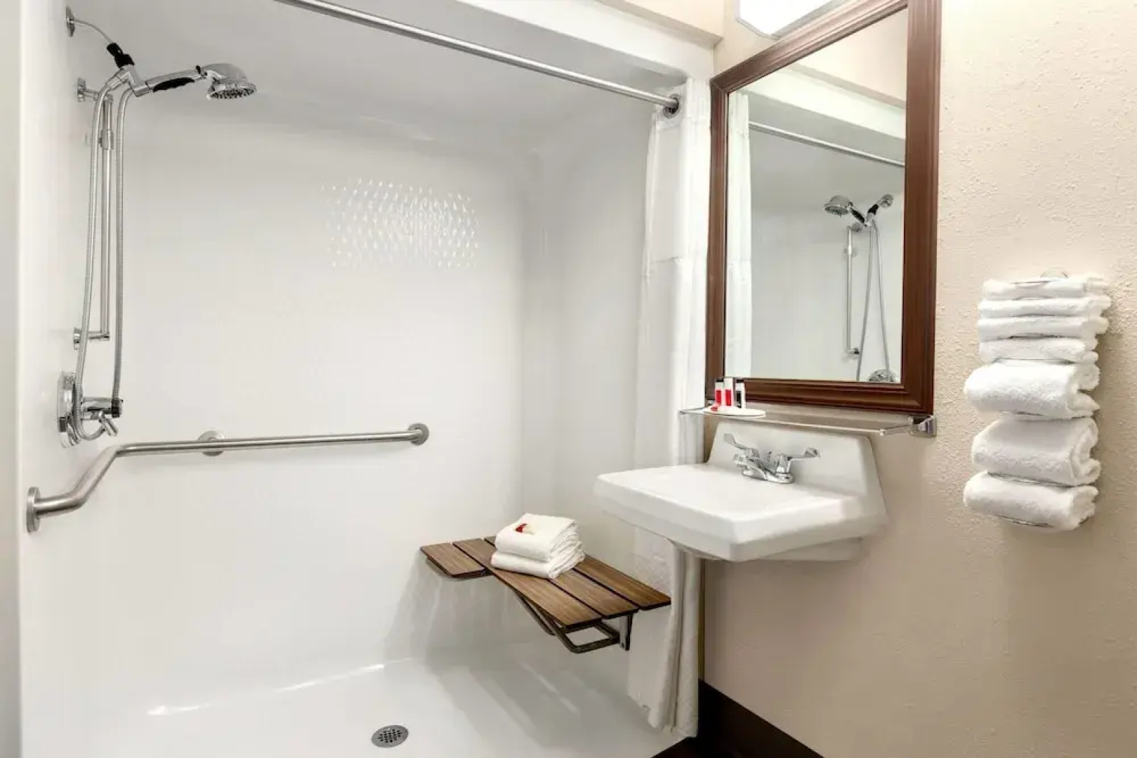 Baymont Inn and Suites Monroe