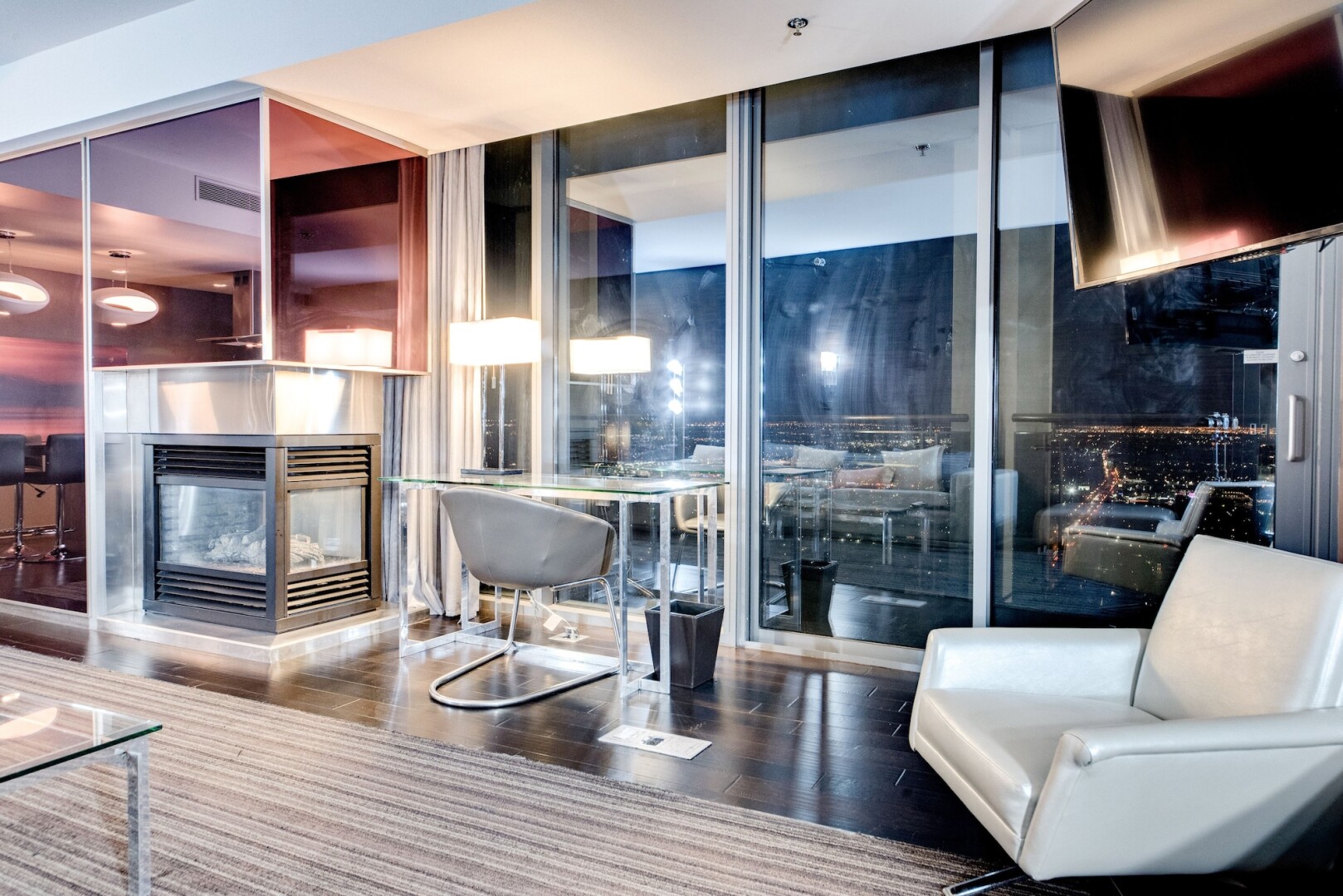 StripViewSuites at Palms Place