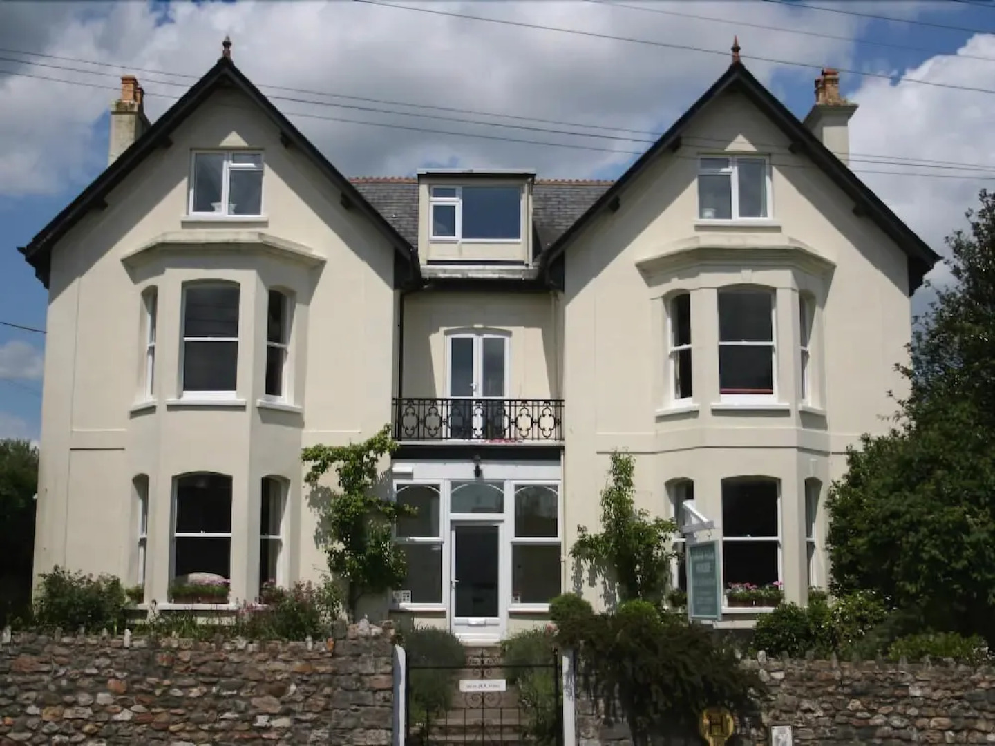 Yeoman's Acre Bed & Breakfast