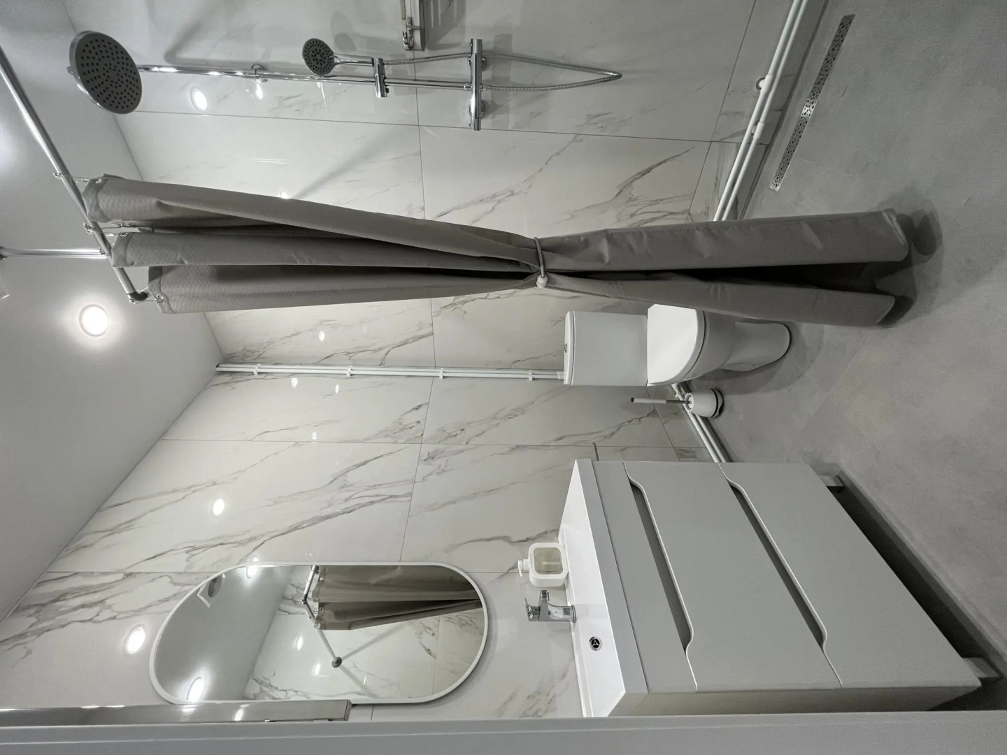 STATUS (Статус) на улице Степана Повха