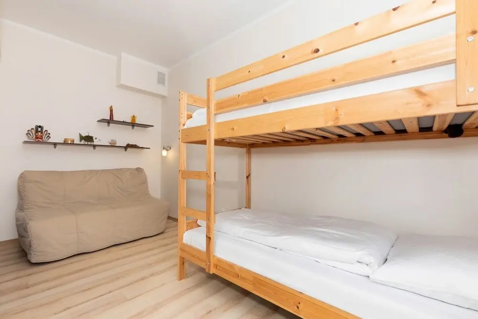 Jantar Rodzinny apartament z ogrodem