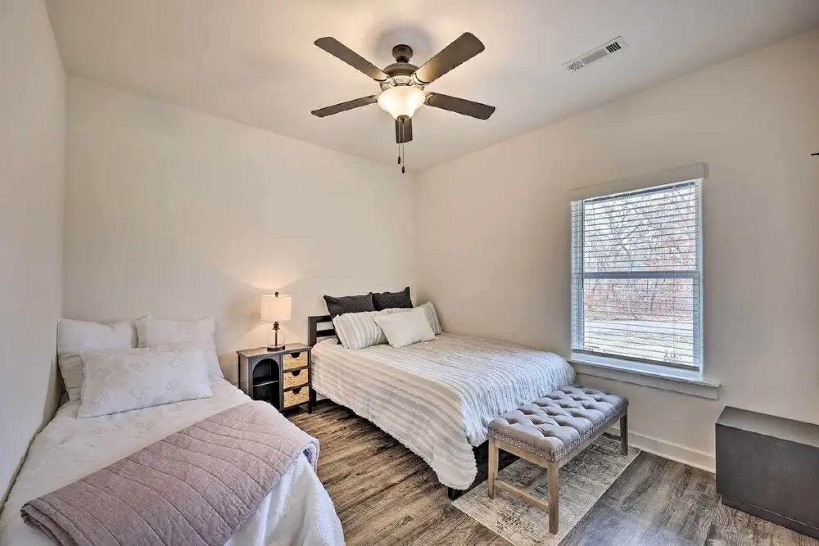 Newly Built Bella Vista Home Near Lakes