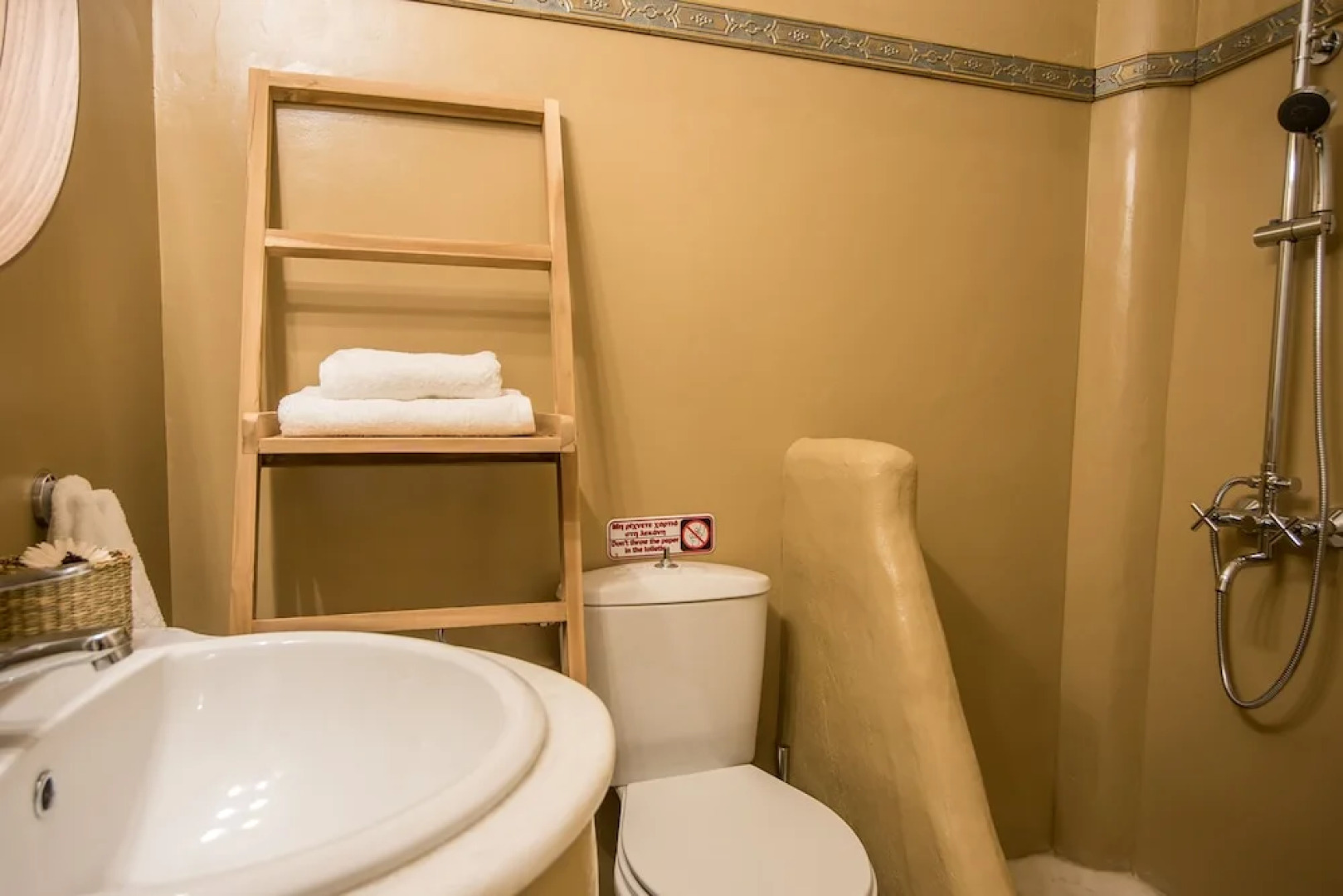 Eclectic island villa - gorgeous sea views, garden by VillaRentalsgr