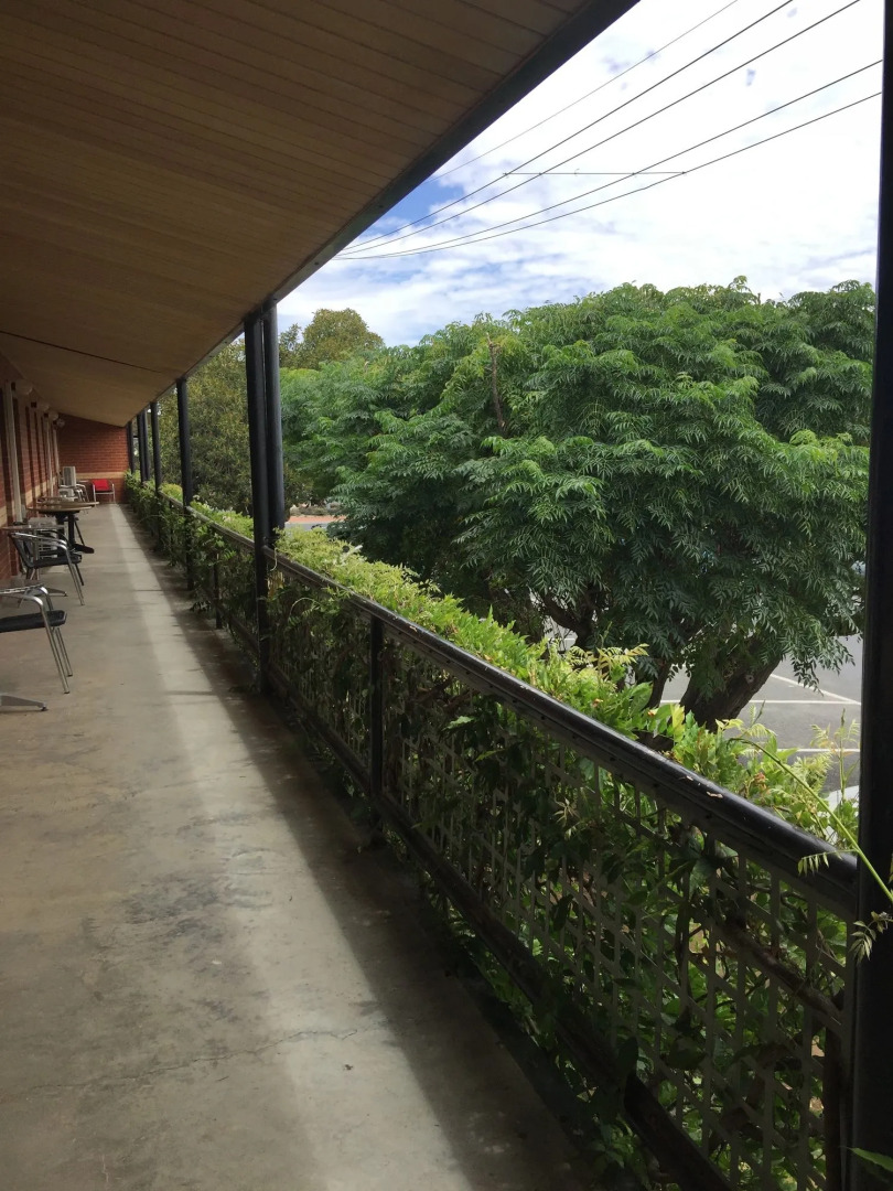 Caledonian Hotel Motel