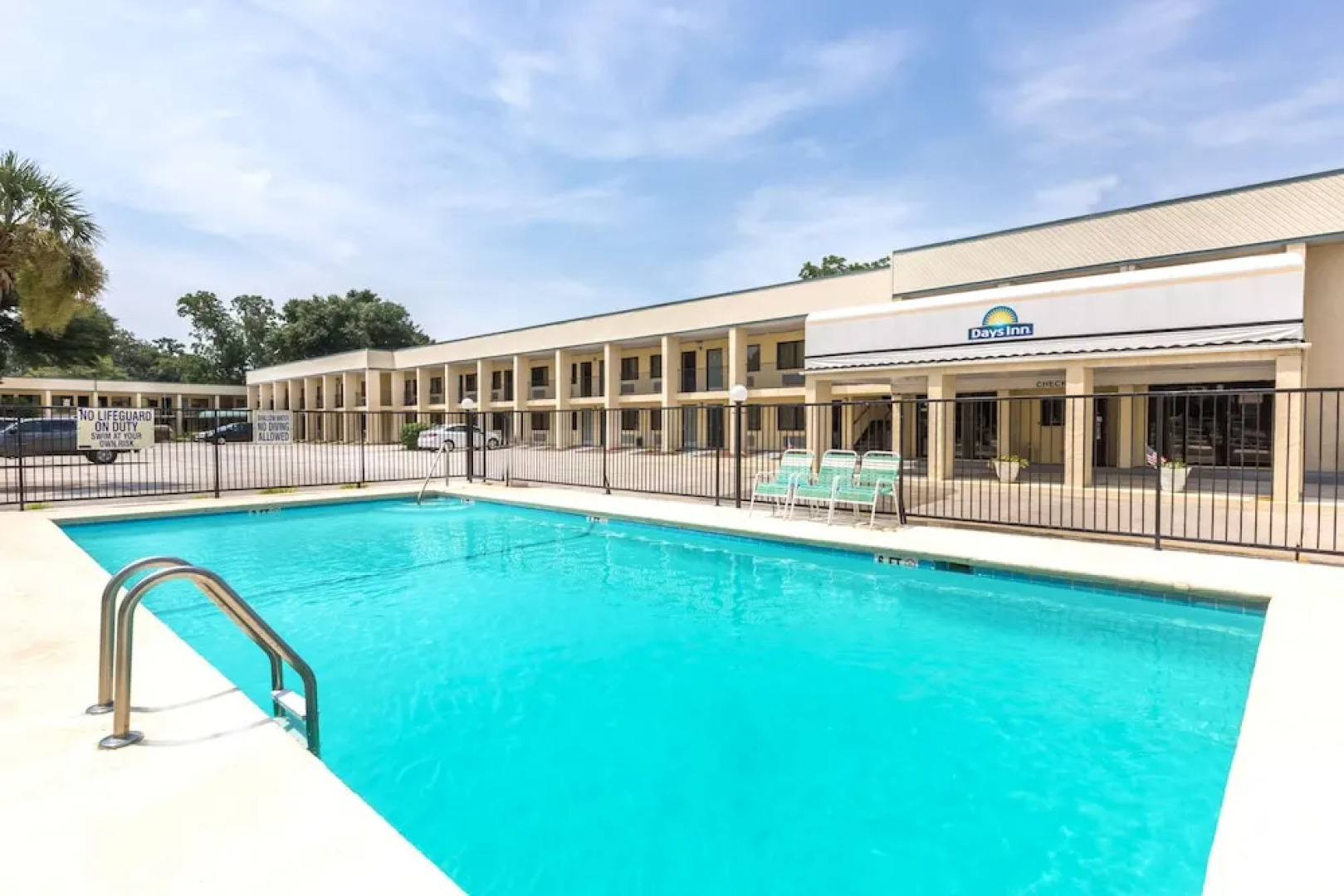 Days Inn Little River