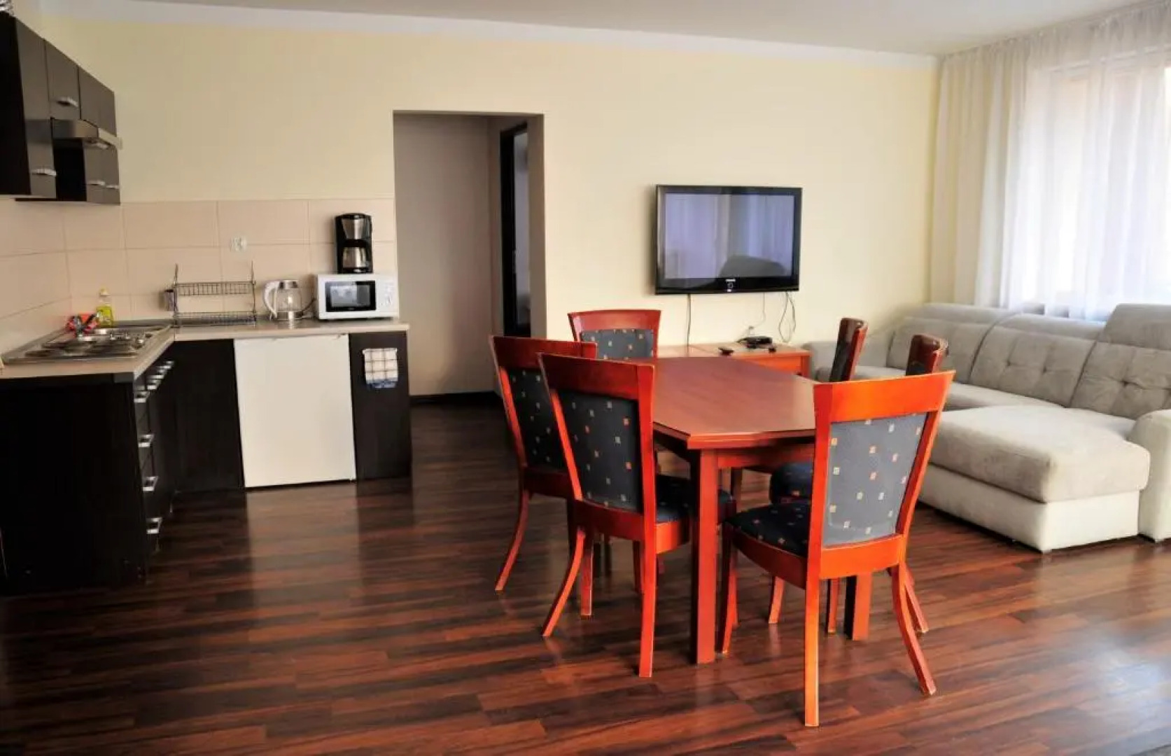 Apartamenty i Pokoje przy Parku