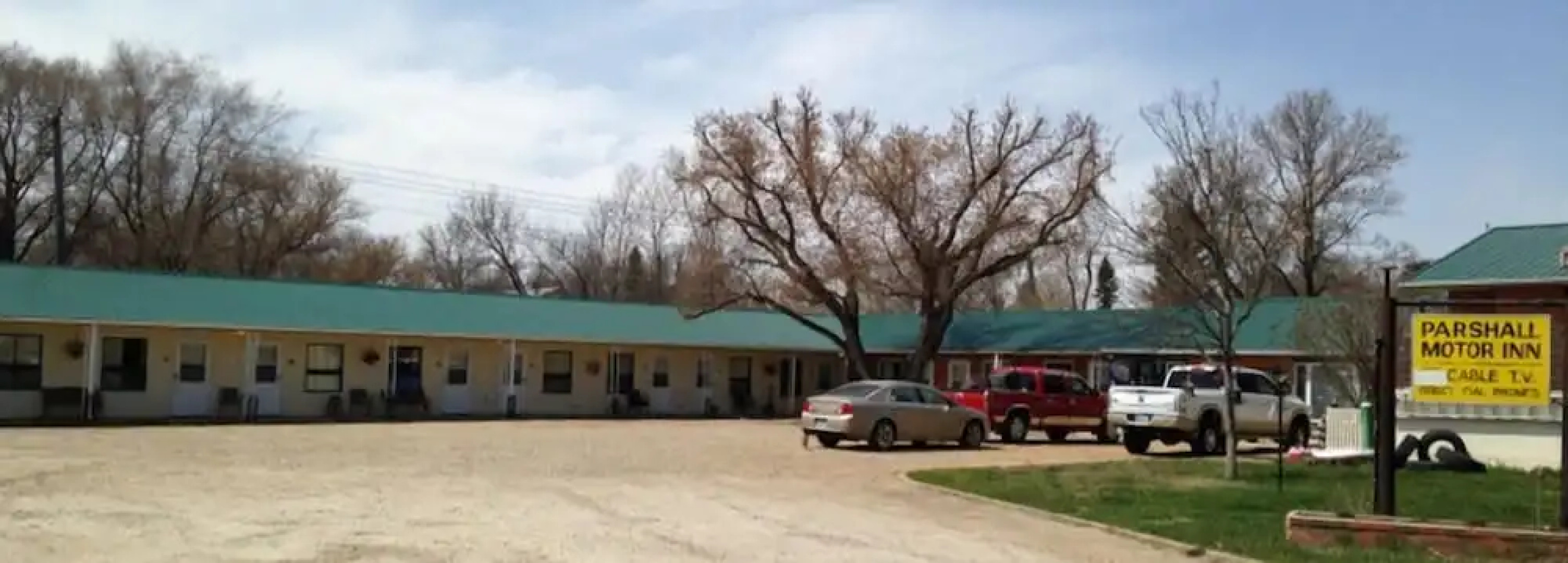 Parshall Motor Inn