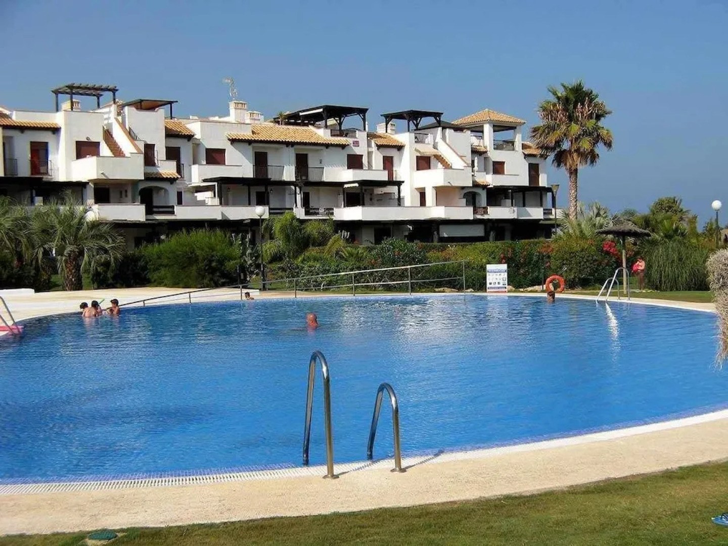 VenAVera E21B - 1 Bedroom/1Bath Beachfront WIFI