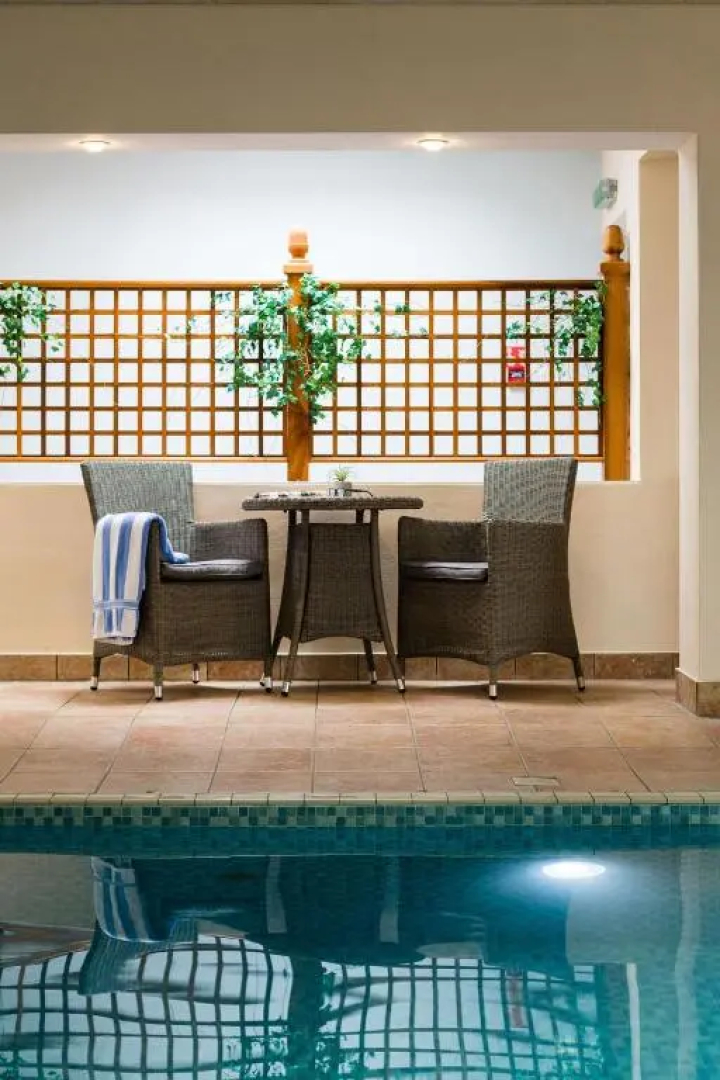 Beachlands Hotel