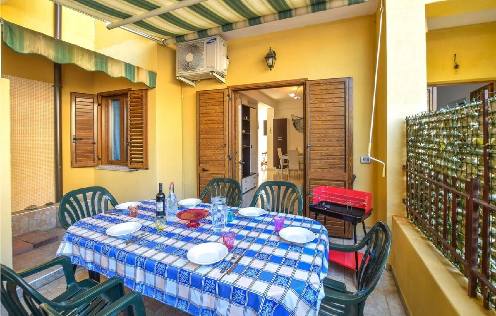 Beautiful Apartment in Nocera Terinese With Wifi and 2 Bedrooms