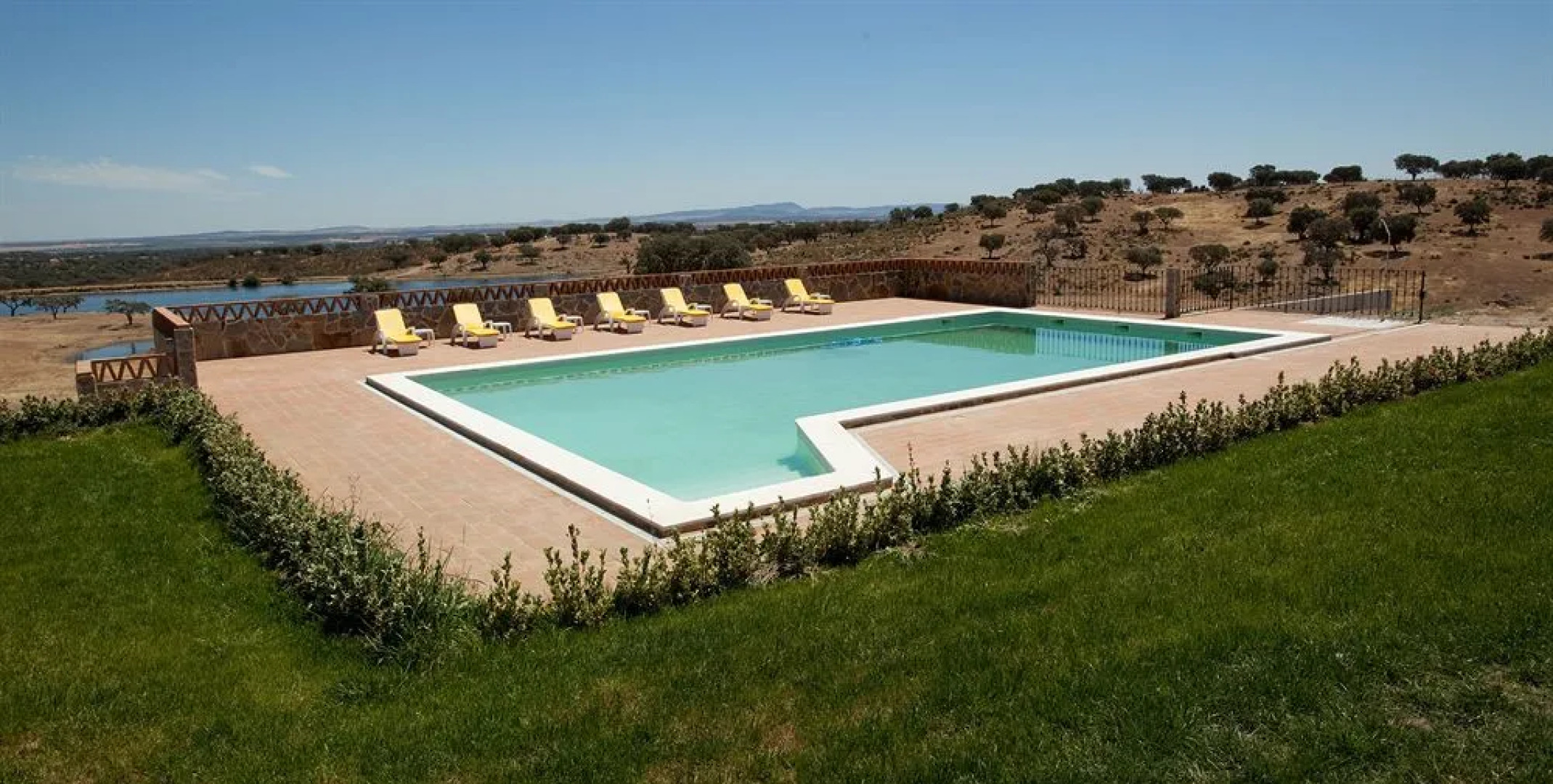 Herdade Naveterra Rural Lodge & Spa