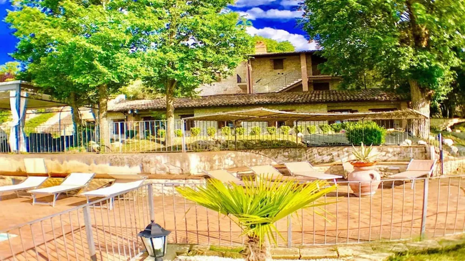 Spoleto By The Pool Whole Villa - Sleeps 24