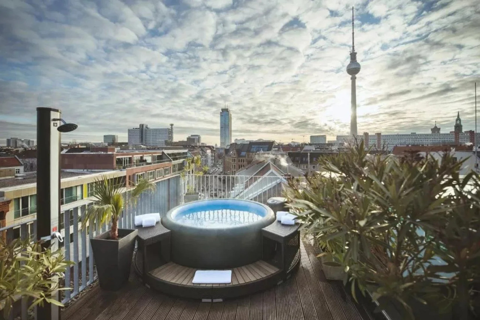 Numa Berlin Weinmeister