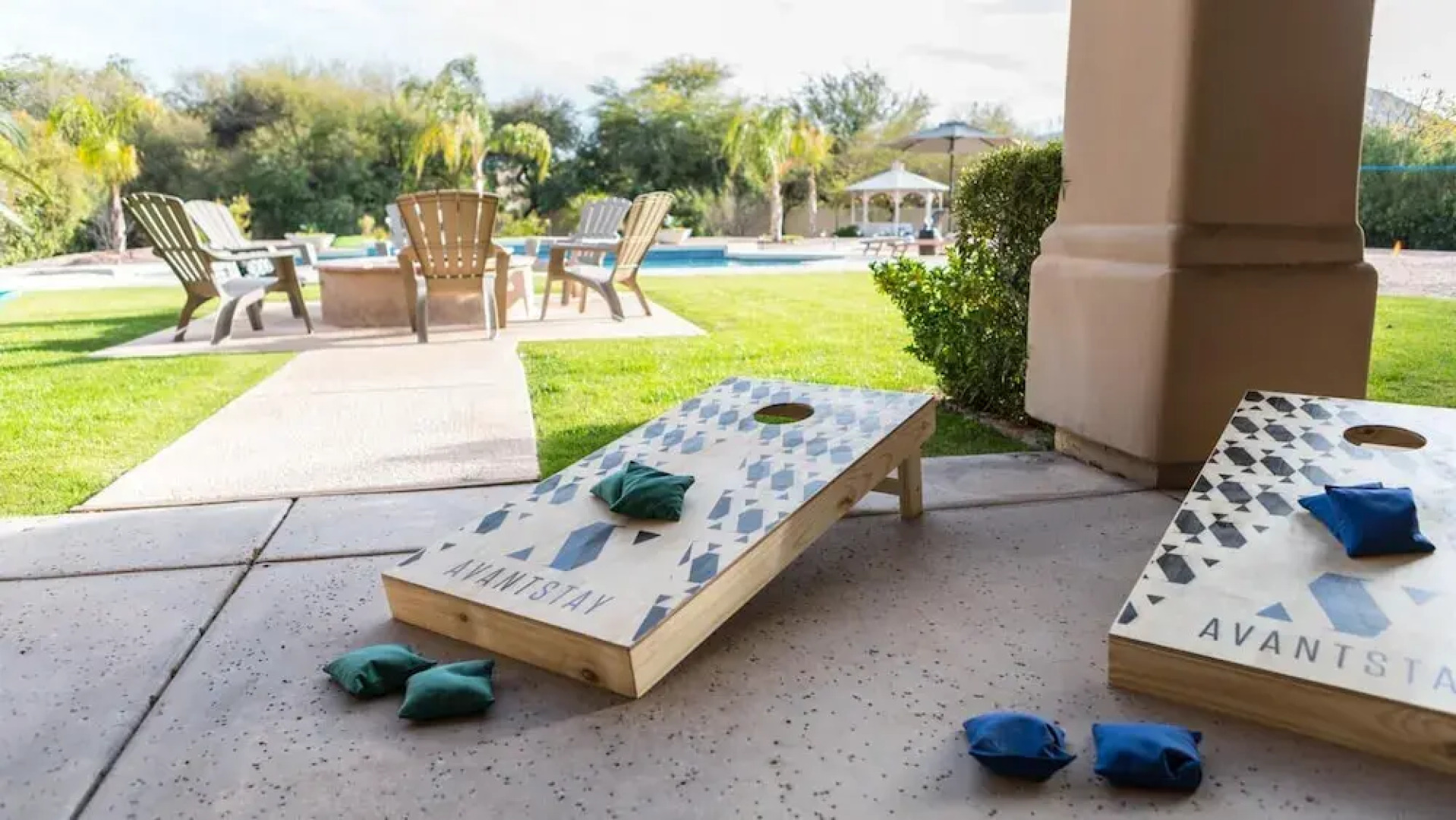 Meadowlark - Paradise Valley