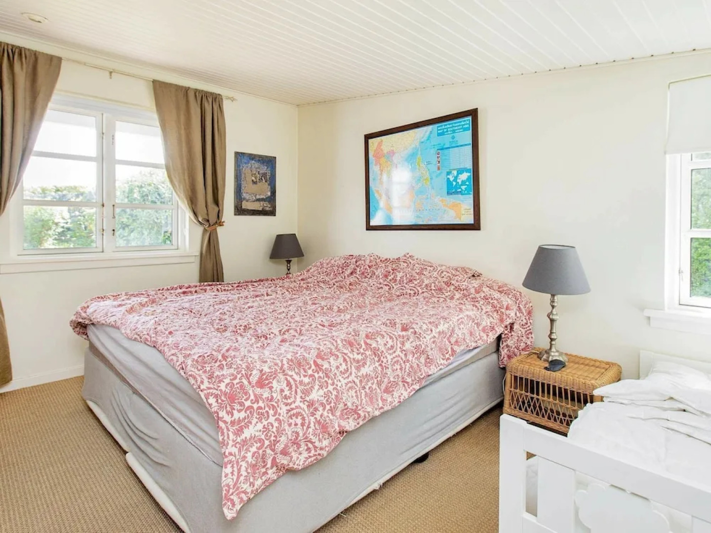 Scenic Holiday Home in Hovedstaden near Sea