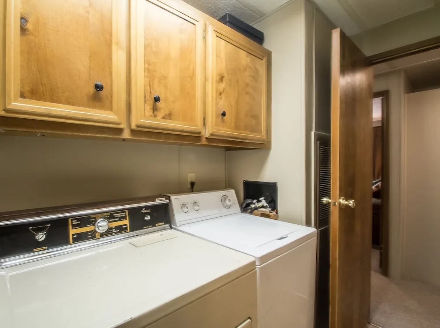 Heavenly Lake Haven Apartment 3 NW Comfy Cabins