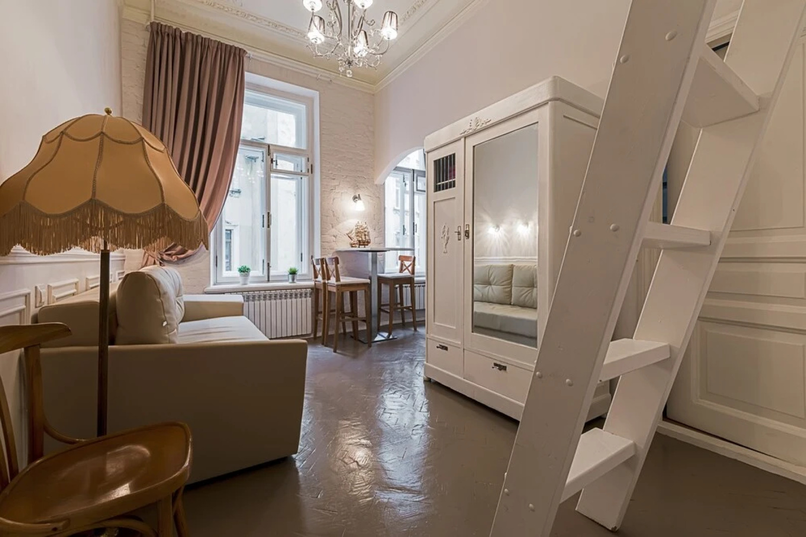 Апарт-отель ColorSpb — Купеческий дом