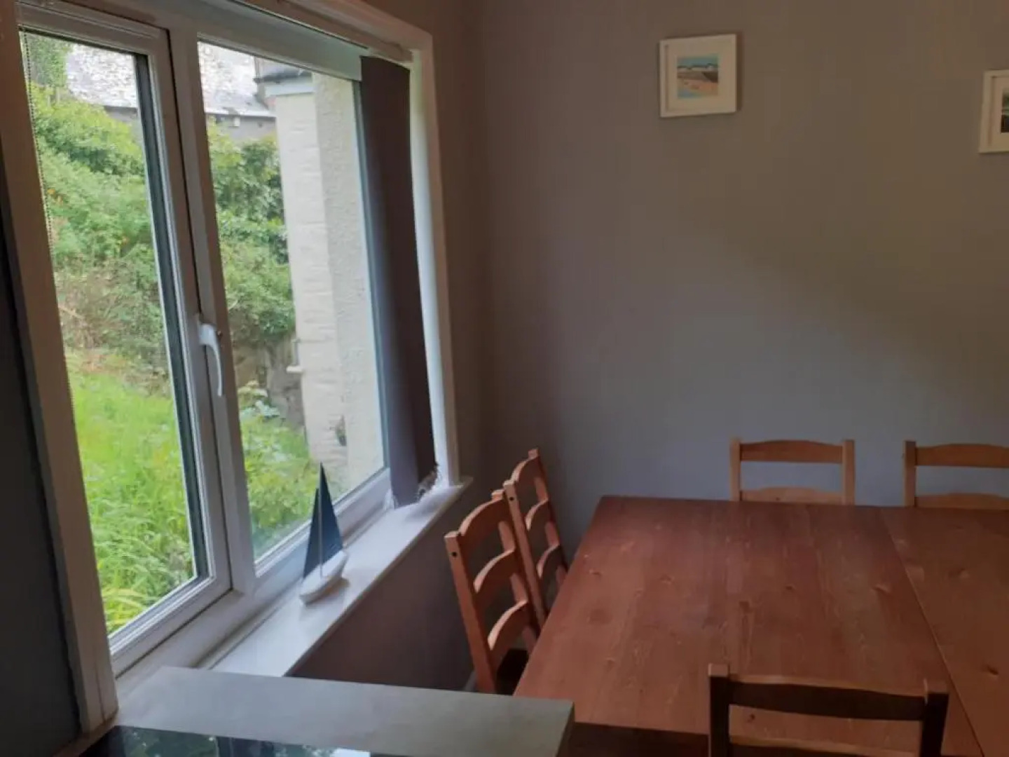 Admirals Apartment sleeps 4 adults 2 children EV Point