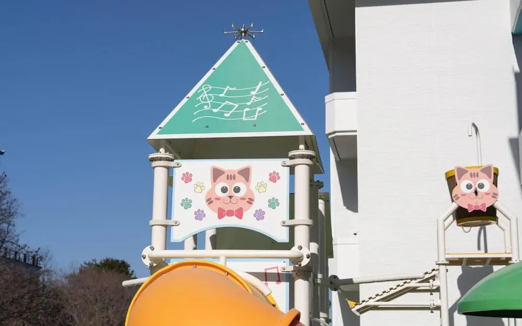 Gimhae Den Bastar Theme Kids Hotel