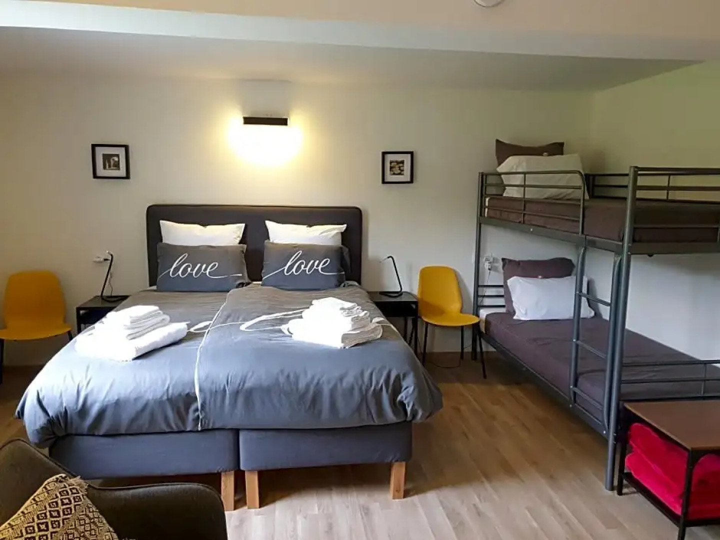 Chambres Et Table D'hotes "La Pastorale Gourmande" Fr - Ne - En - de - It