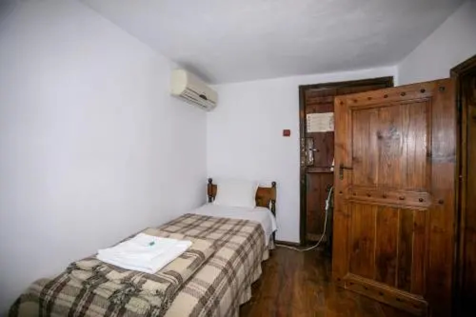 Tinkovata Guest House