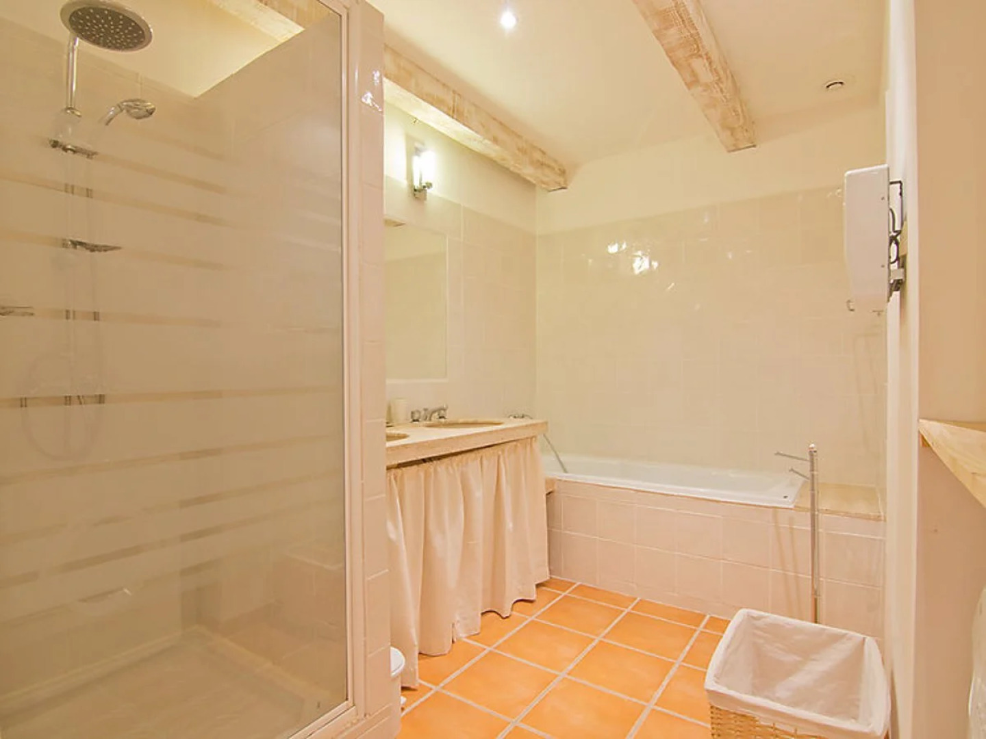 House LOlivier L'isle sur la Sorgue