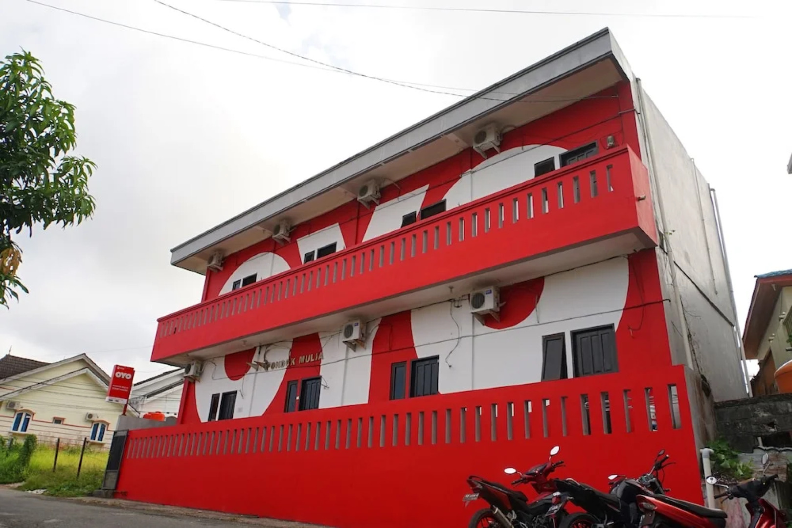 Pondok Mulia Guest House by OYO Rooms